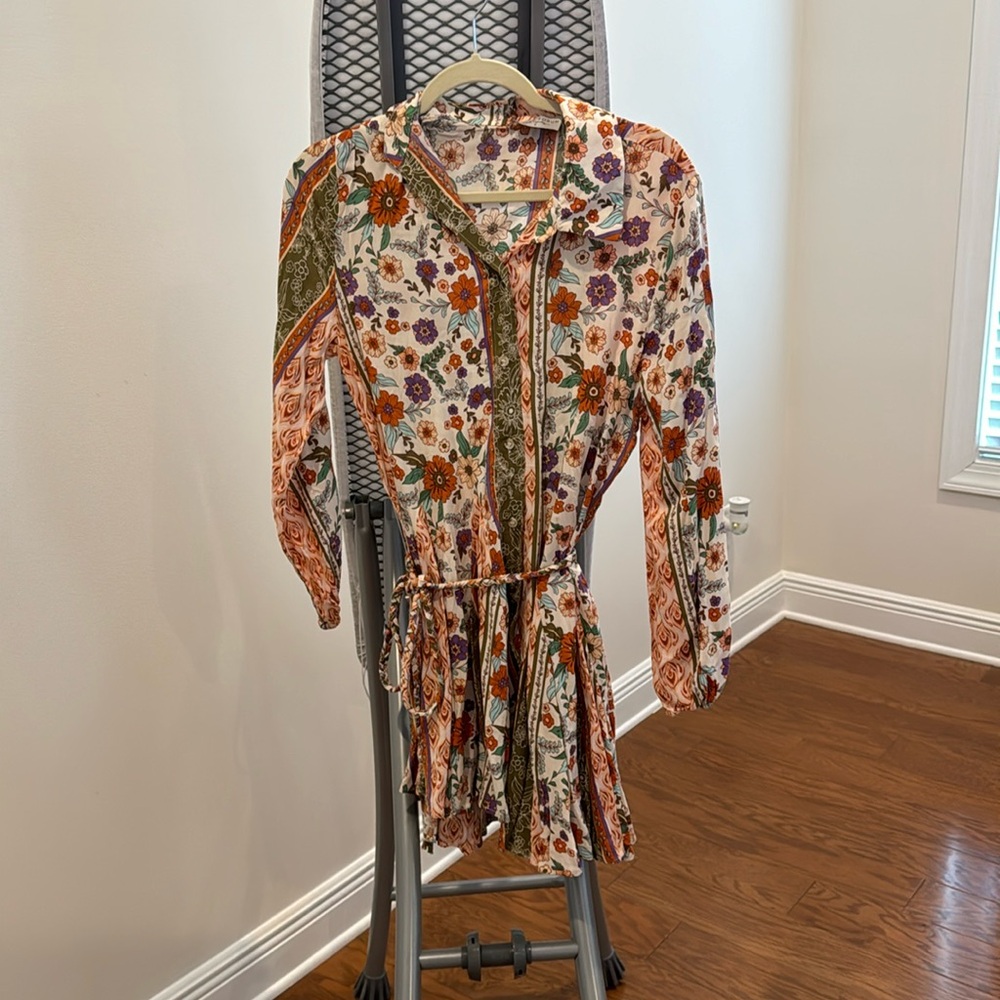 Dress Forum floral ripped dress NWT size small